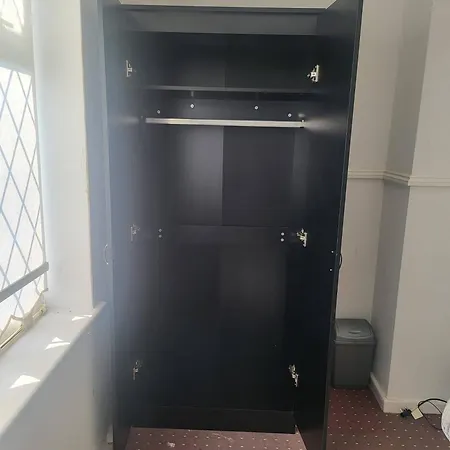 Serene Double Room In Quiet Middlesbrough House * Мидлсбро